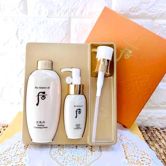 The History of Whoo Cheongidan Radiant Cleansing Foam Set 200ml+50ml